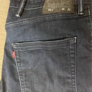 Mens Levi 511 dark wash jeans 38x32